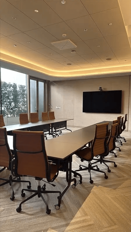 r4t-meeting-room-xxl